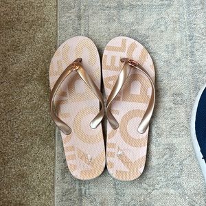 Michael kors flip flops